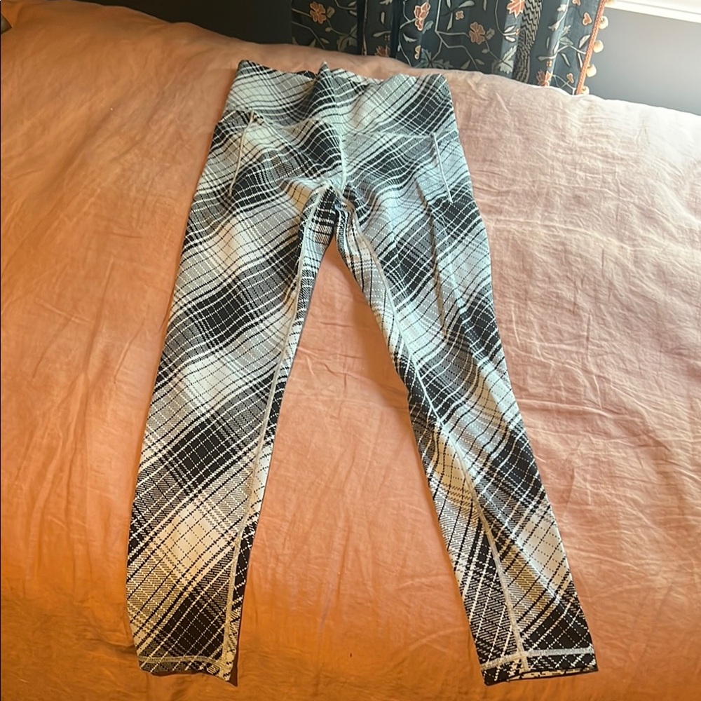 Black and gray Plaid Leggings